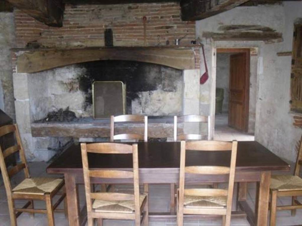 Les Gites De Franck Fayssac Zimmer foto